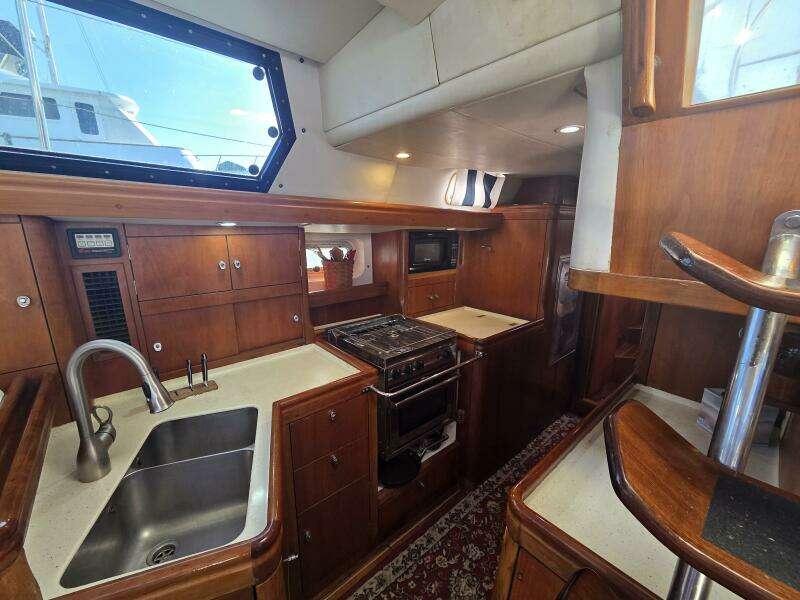 Pemaquid 48ft Oyster Yacht For Sale