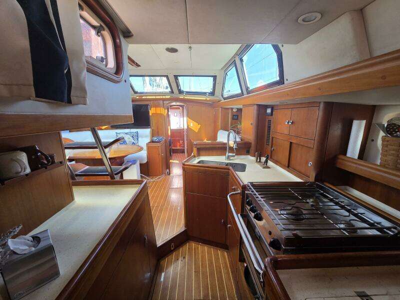 Pemaquid 48ft Oyster Yacht For Sale