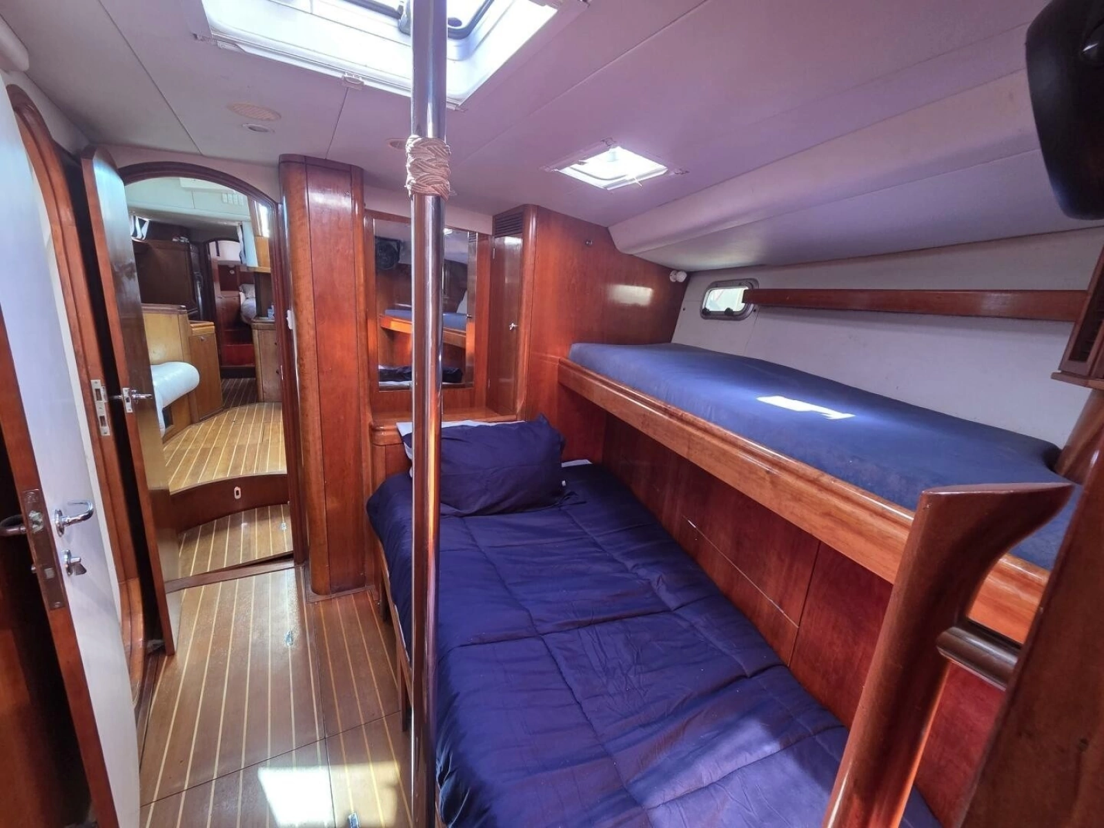 1998 Oyster 485