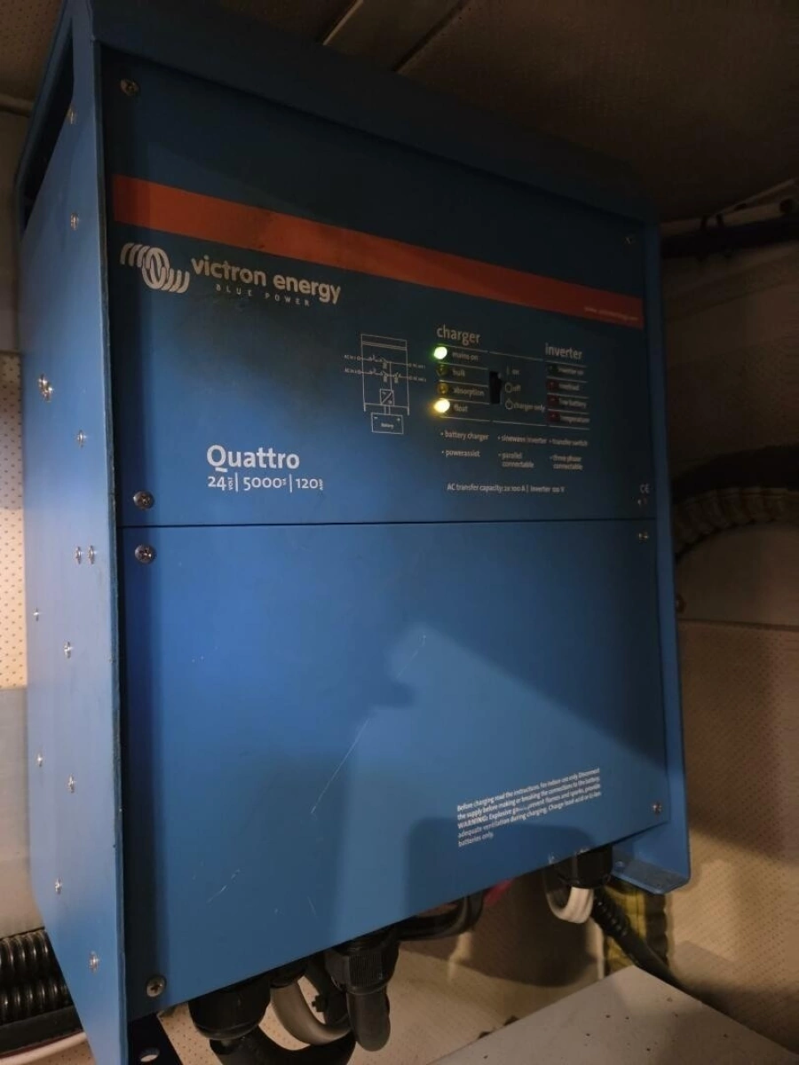 1998 Oyster 485