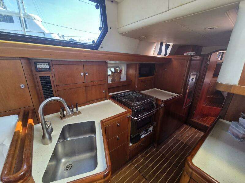 Pemaquid 48ft Oyster Yacht For Sale