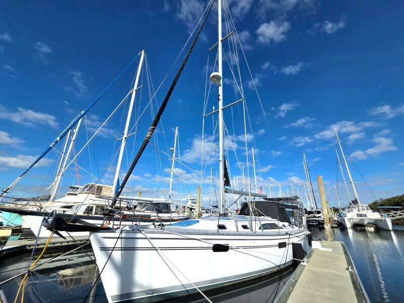 Here  amp  Now 44ft Catalina Yacht For Sale