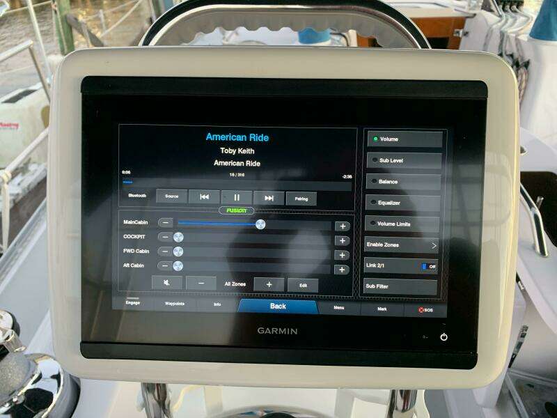 Here  amp  Now 44ft Catalina Yacht For Sale