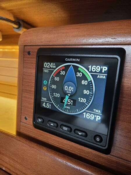 Here  amp  Now 44ft Catalina Yacht For Sale