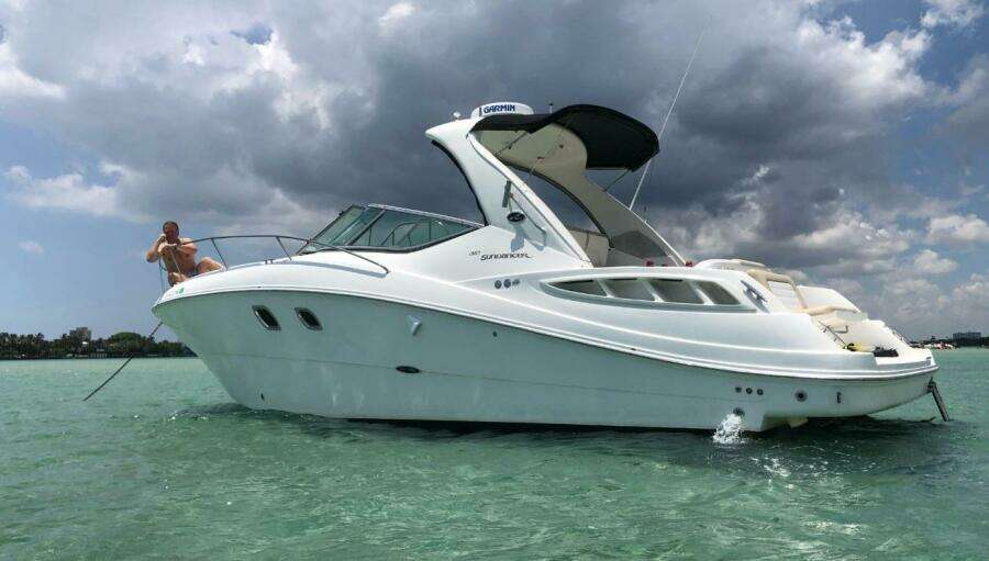 33ft Sea Ray Yacht For Sale