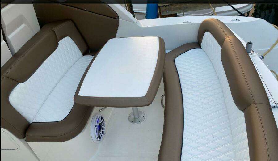 33ft Sea Ray Yacht For Sale