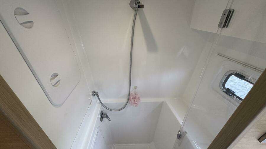 Owner's Ensuite Head - Starboard Hull