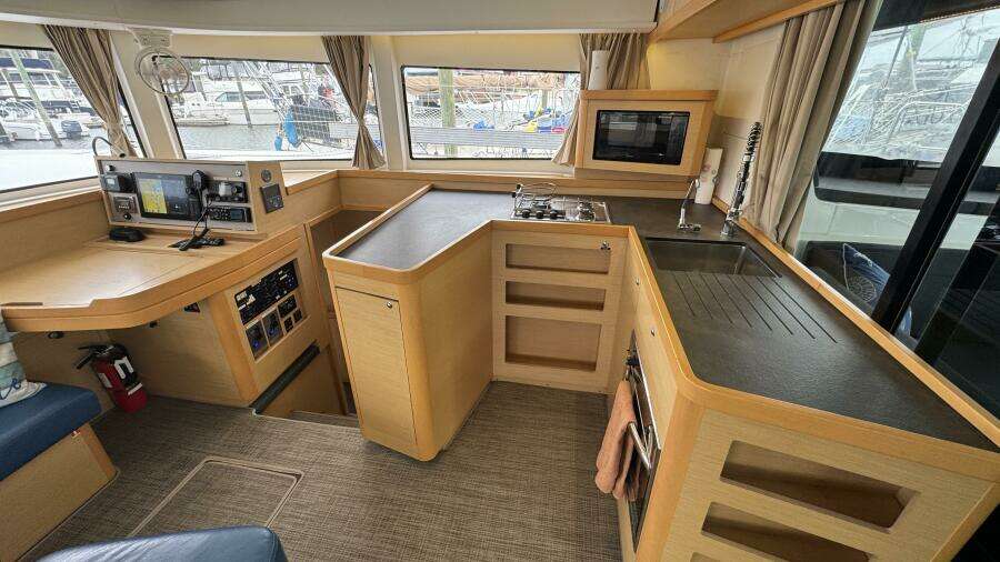 Salon Looking Starboard