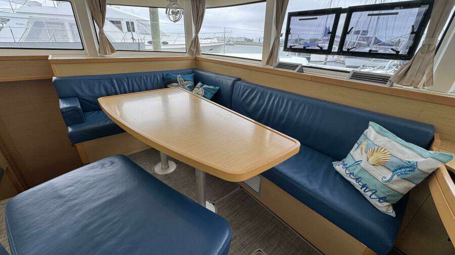 Salon Looking Forward