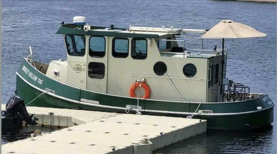 26ft Custom Yacht For Sale