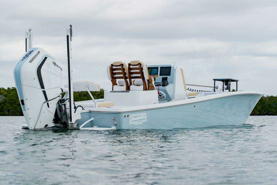 25ft Broadwater Boatworks Yacht For Sale