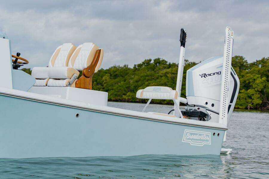 25ft Broadwater Boatworks Yacht For Sale