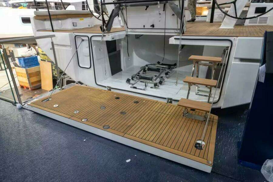 Beneteau First 60