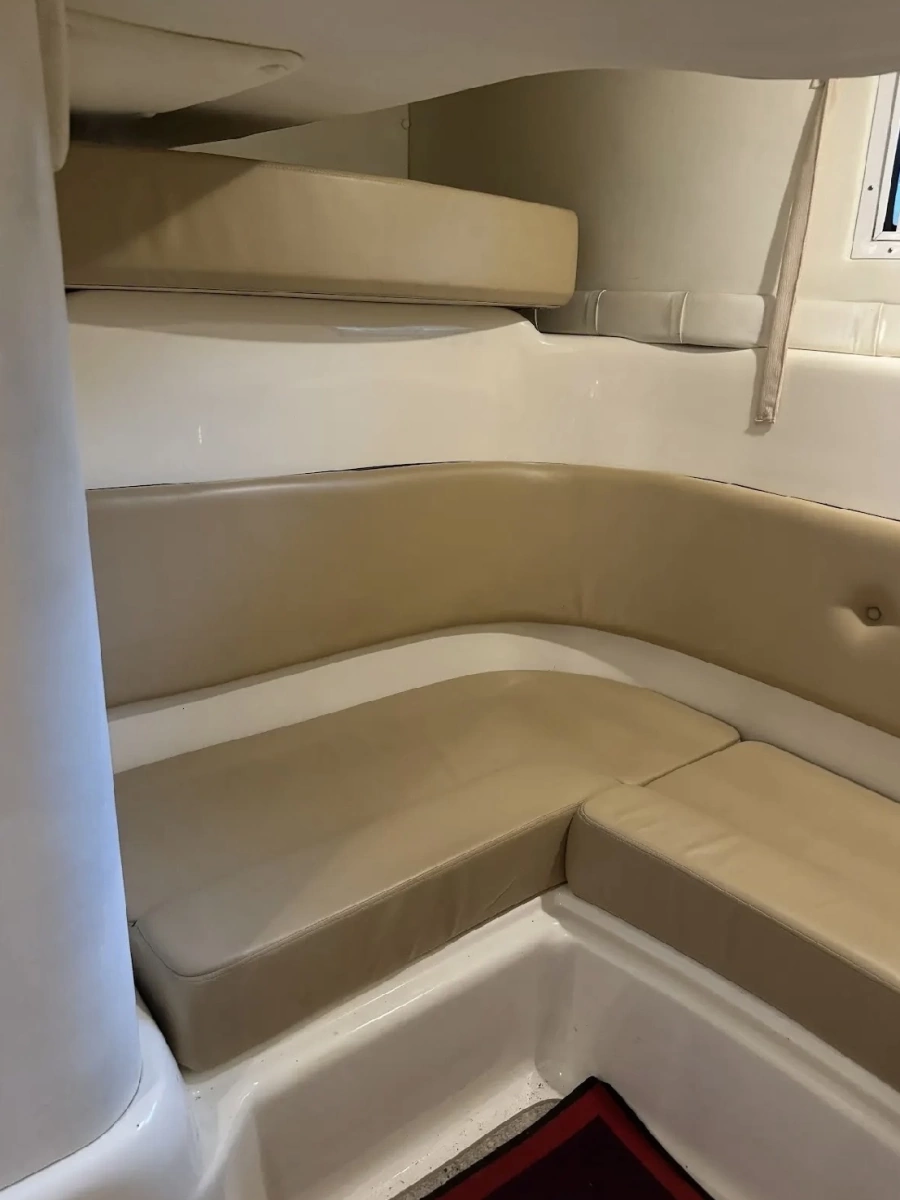 2003 Chris-Craft 328 Express Cruiser