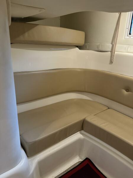 31' 2003 Chris-Craft 328 Express Cruiser