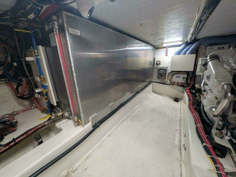 Firefly 43ft American Tug Yacht For Sale