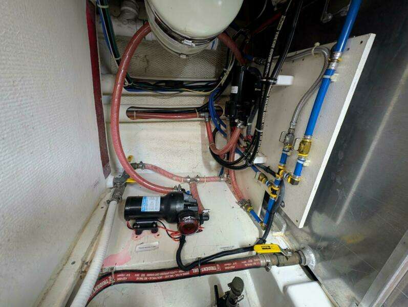 Firefly 43ft American Tug Yacht For Sale