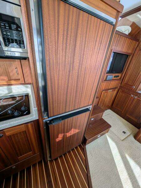 Firefly 43ft American Tug Yacht For Sale