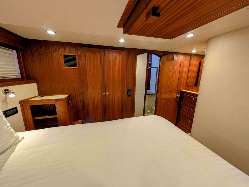 Firefly 43ft American Tug Yacht For Sale