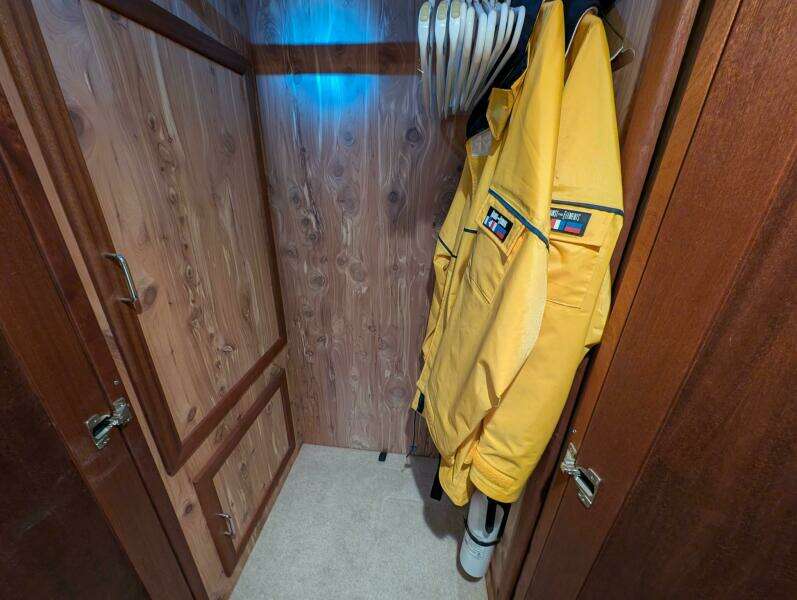 Firefly 43ft American Tug Yacht For Sale