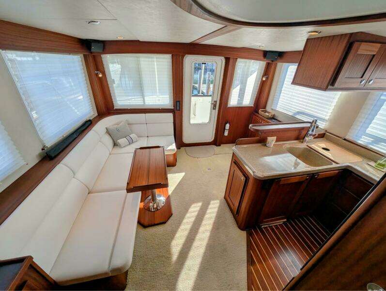 Firefly 43ft American Tug Yacht For Sale