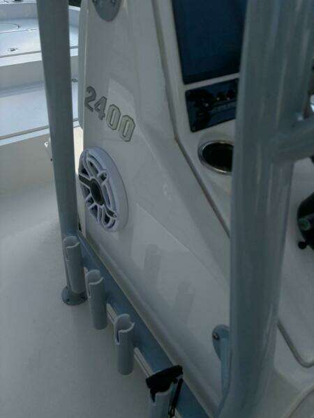 24ft Pathfinder Yacht For Sale