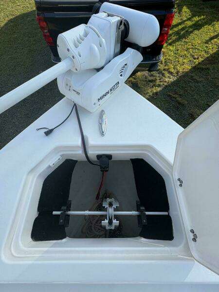 24ft Pathfinder Yacht For Sale