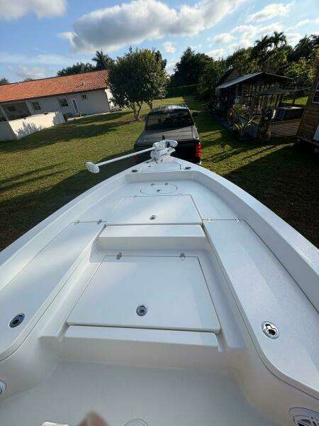 24ft Pathfinder Yacht For Sale