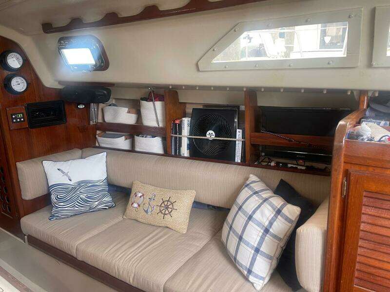 Meritage 34ft O Day Yacht For Sale