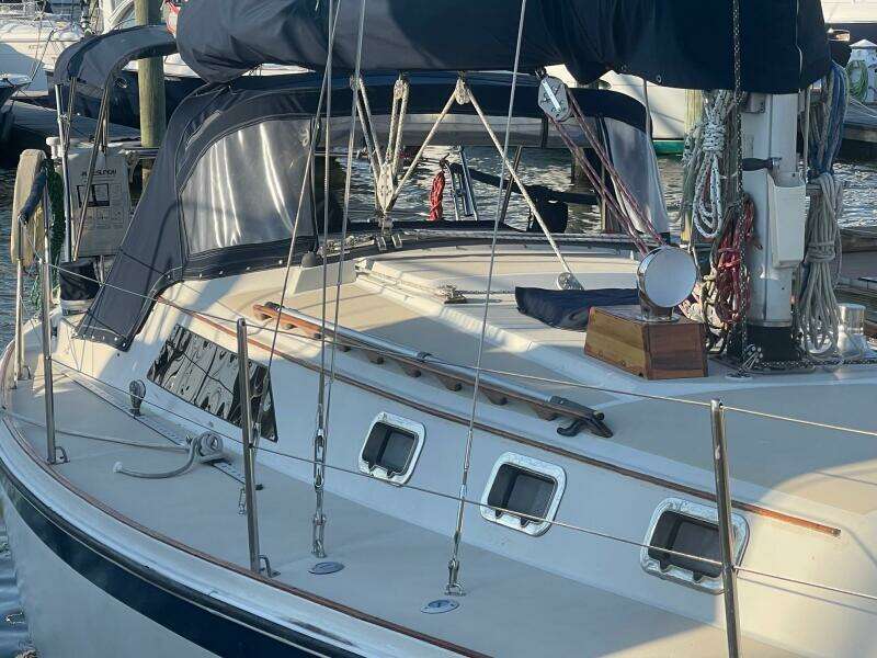Meritage 34ft O Day Yacht For Sale