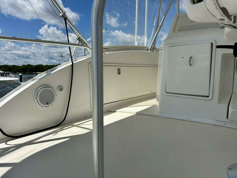 Ocean Yachts 50 GOLD COAST - Fly Bridge Helm