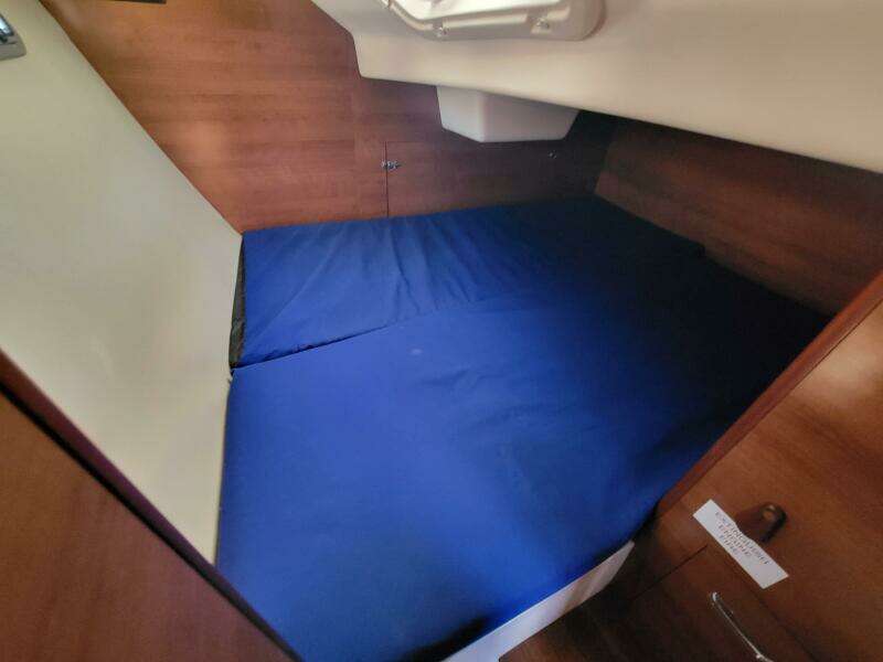 33ft Hunter Yacht For Sale