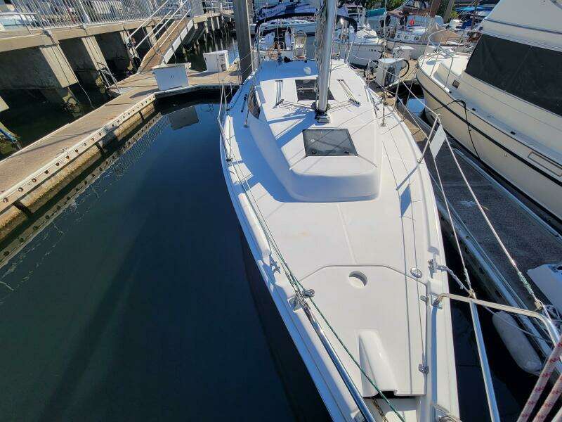33ft Hunter Yacht For Sale