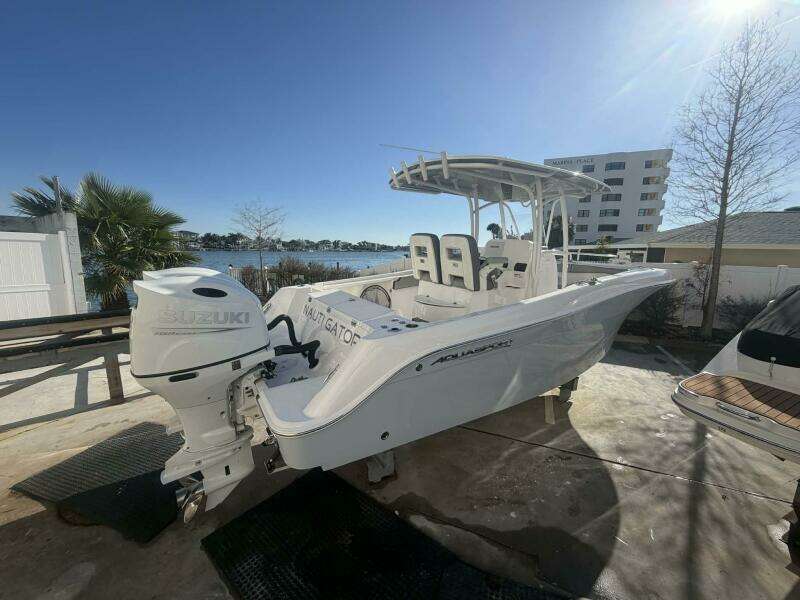 NautiGator 25ft Aquasport Yacht For Sale