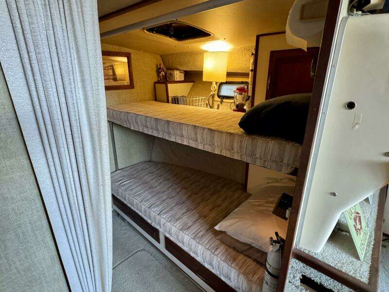 34ft Silverton Yacht For Sale