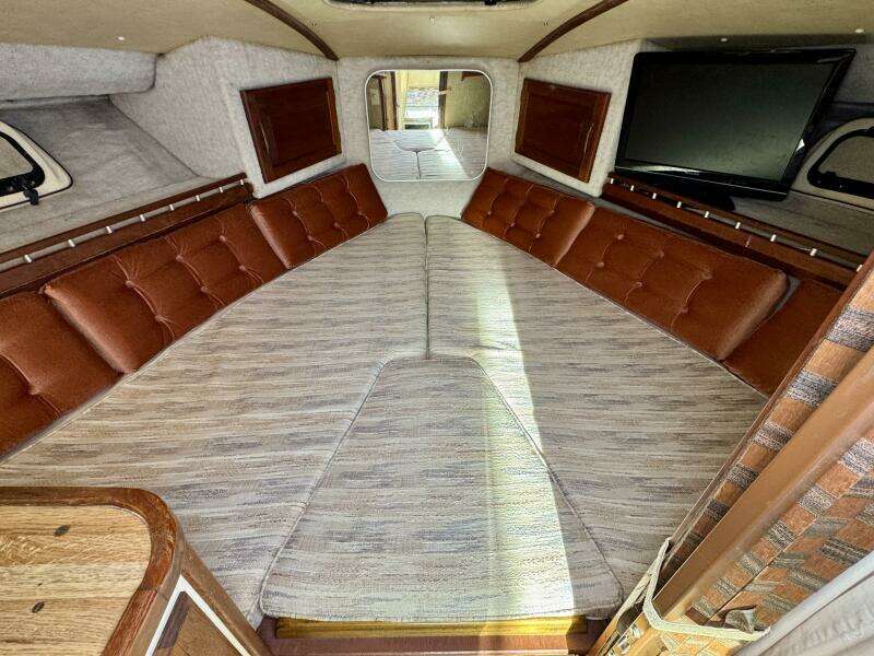 34ft Silverton Yacht For Sale