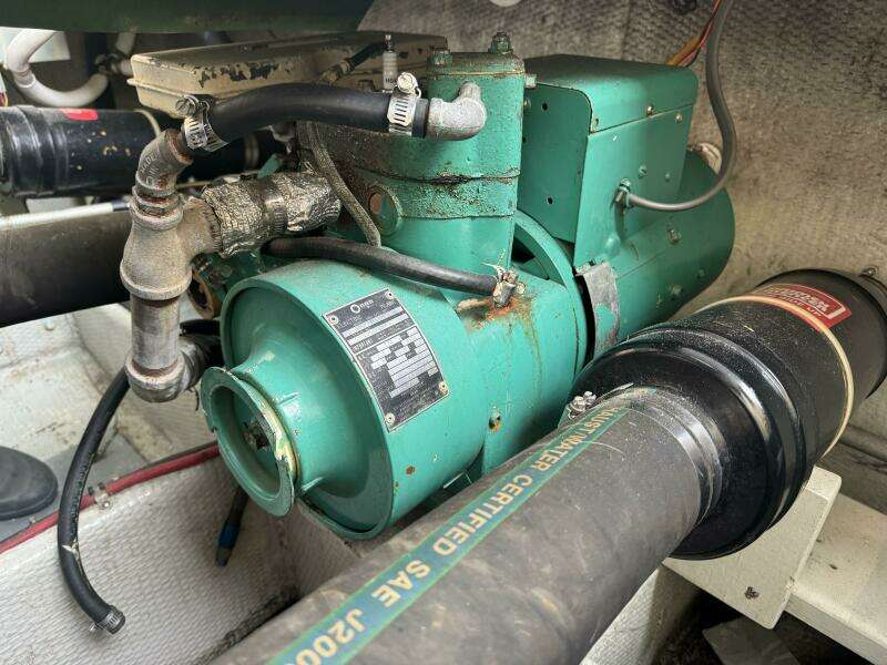 34ft Silverton Yacht For Sale