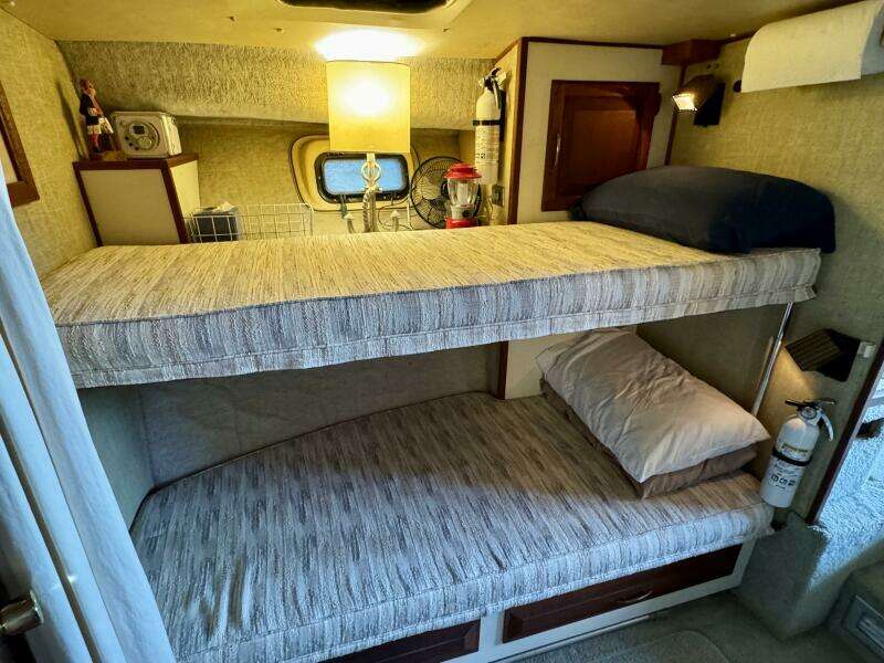 34ft Silverton Yacht For Sale