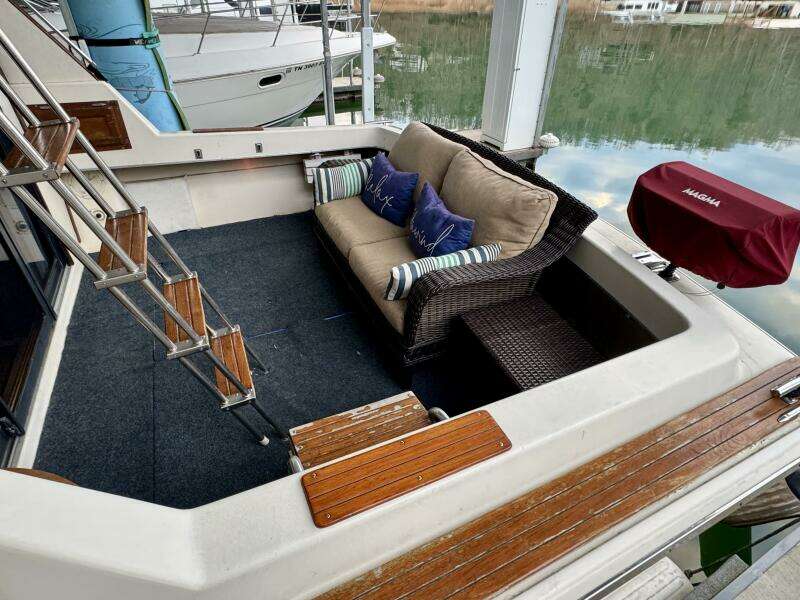 34ft Silverton Yacht For Sale