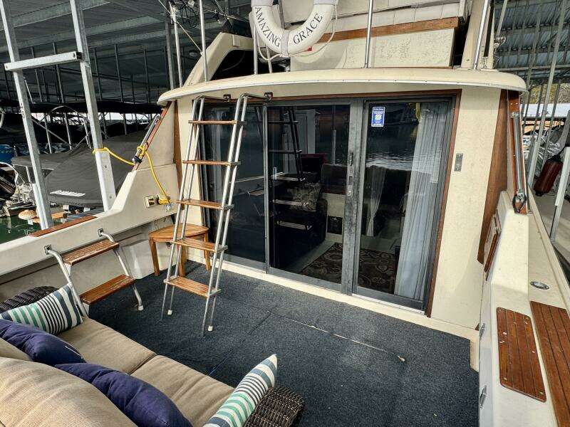 34ft Silverton Yacht For Sale