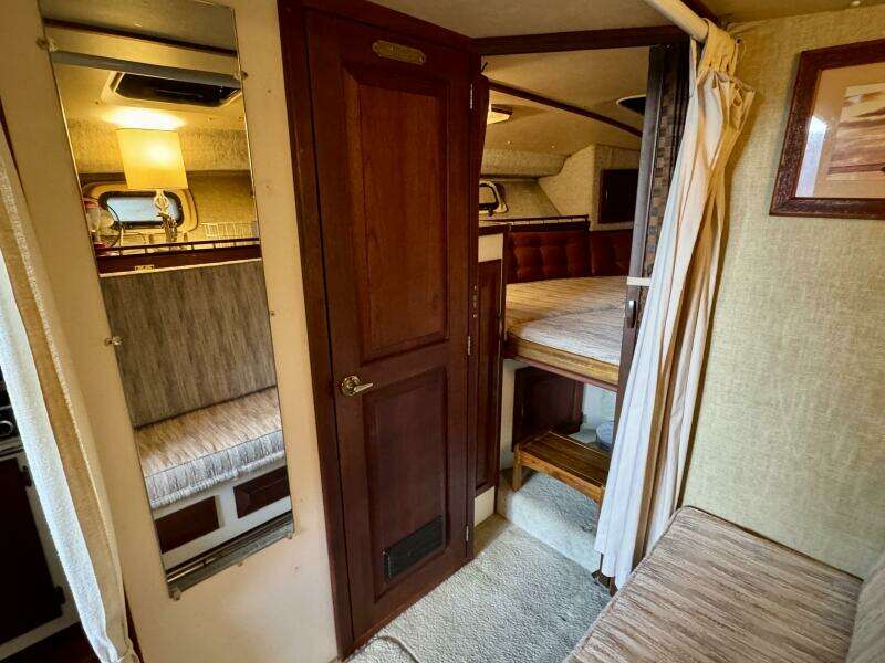 34ft Silverton Yacht For Sale