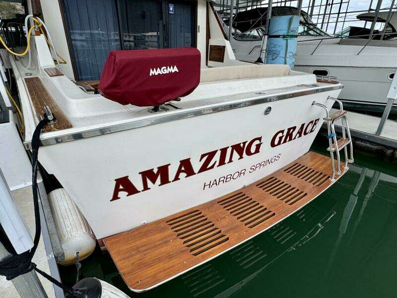 34ft Silverton Yacht For Sale