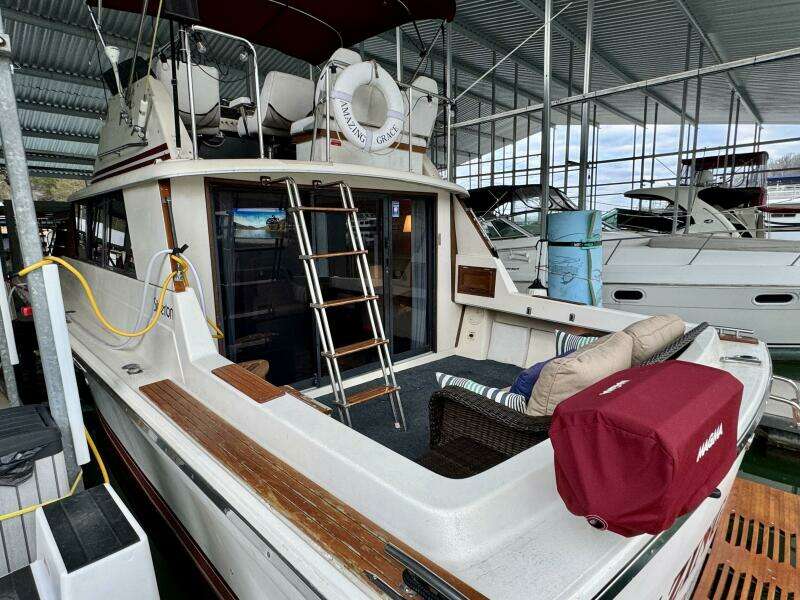 34ft Silverton Yacht For Sale