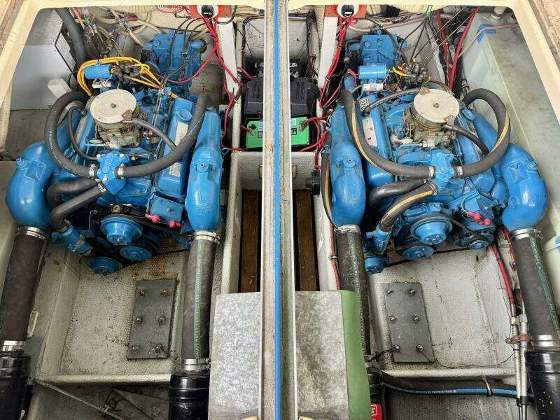 34ft Silverton Yacht For Sale