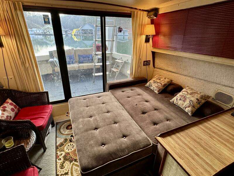 34ft Silverton Yacht For Sale