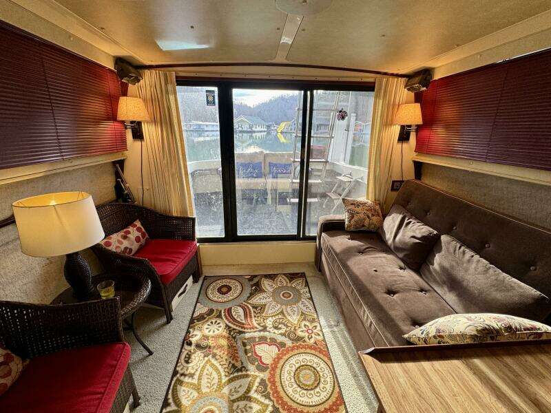 34ft Silverton Yacht For Sale