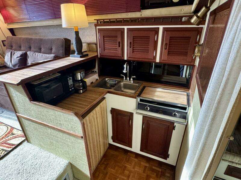 34ft Silverton Yacht For Sale