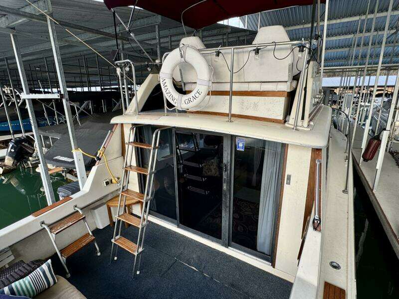 34ft Silverton Yacht For Sale