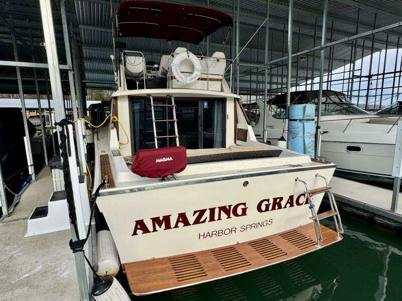 34ft Silverton Yacht For Sale