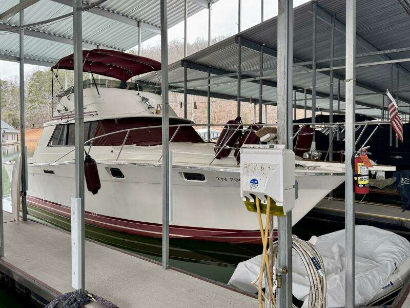 34ft Silverton Yacht For Sale